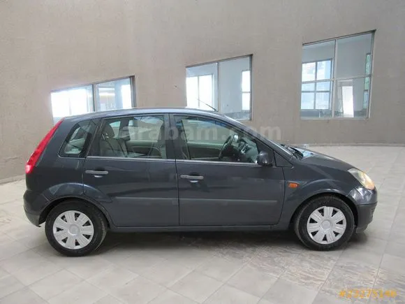 Ford Fiesta 1.6 Comfort Image 3